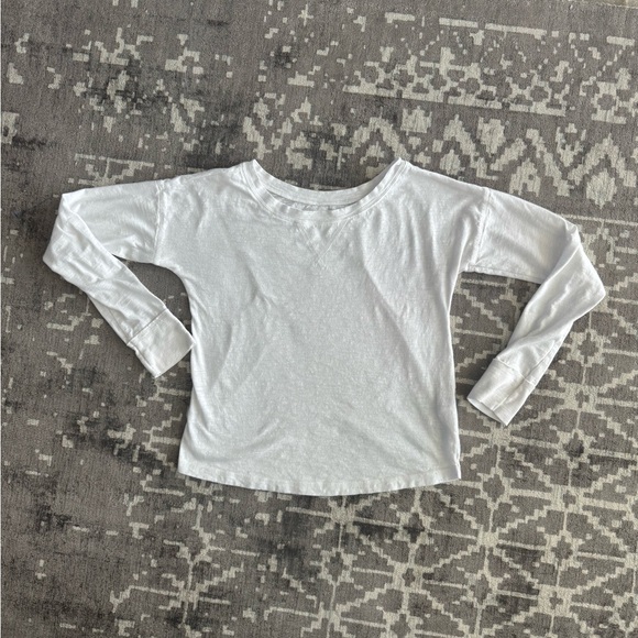 Abercrombie & Fitch Tops - Abercrombie & Fitch Soft AF long sleeve white Tee curved hem